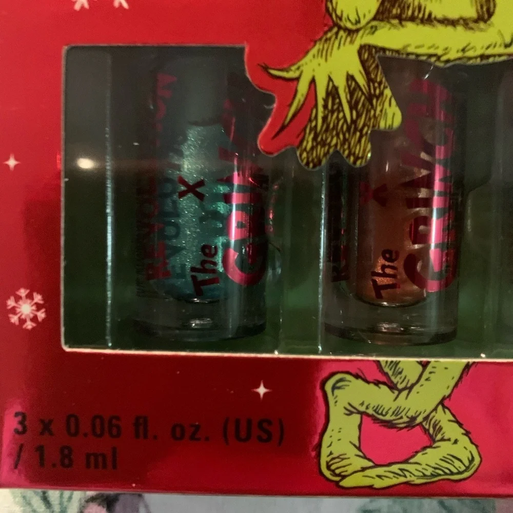 Revolution x The Grinch Liquid Eyeshadow Trio